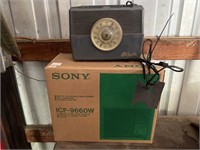 Sony Receiver, Silverton Radio