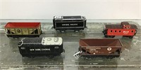 Group of tin train cars (Marx x3)