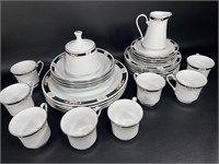 Crown Ming Fine China Dishes