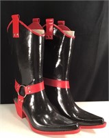 Size 8 Black & Red Women’s Cowboy Boots