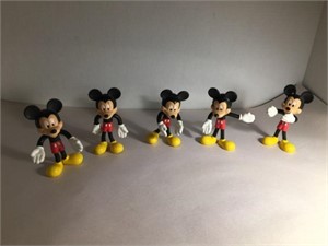 WALT DISNEY RESORT SMALL BENDABLE MICKEY MOUSE FIG