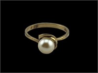 Sterling Faux Pearl Ring Sz7