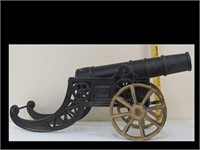 GOOD LOOKING NONFUNCTIONING CAST IRON CANNON