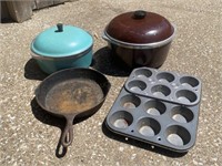 Cast Iron Skillet, Club Pots & Muffin Pans