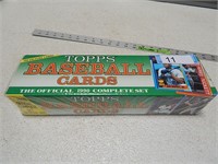 1990 Topps Baseball Cards; sealed complete set