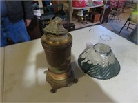 KEROSENE LAMP WITH 2 SHADES
