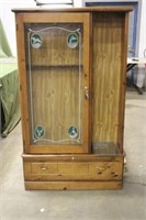 Gun Cabinet ,8-Gun 40"x 11"x70" Approx. With Key