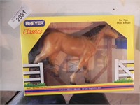 Breyer #677 "Bay Overo" Pinto Sporthorse