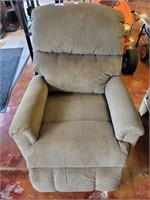 UPHOLSTERED RECLINER