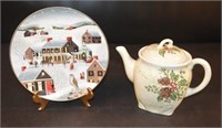 Christmas Harry & David Tea Pot & Village Inn Plat