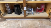 Shelf lot, Starfrit Apple peeler, mini blender,