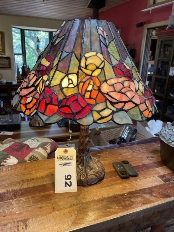 Lamp with stained glass shade