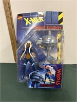 X-Men Robot Fighters Storm v2 Action Figure 1997