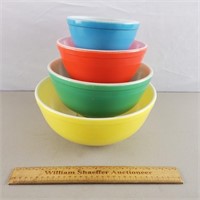 Vintage Pyrex Mixing Bowls - Small Chip on Green