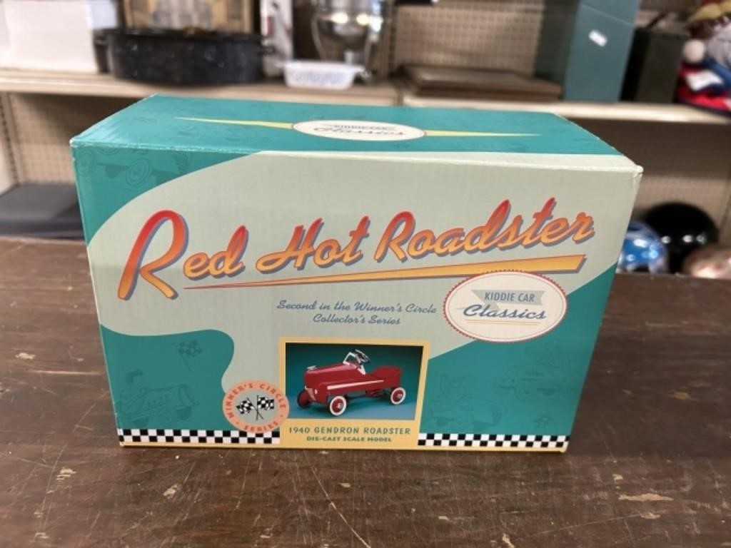 RED HOT ROADSTER DIE CAST MODEL