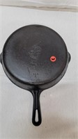 VERY NICE GRISWOLD 704E #8 CAST IRON