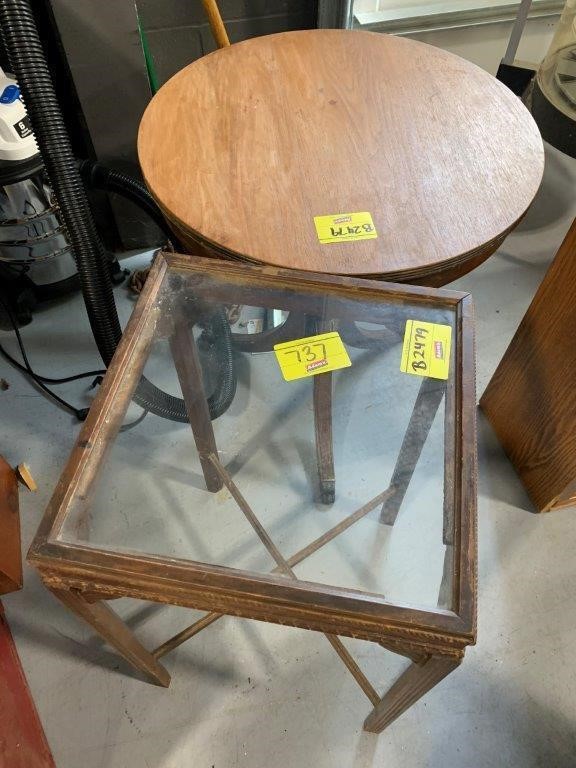 GLASS-TOP CARVED WOOD ANTIQUE TABLE, ANTIQUE WOOD