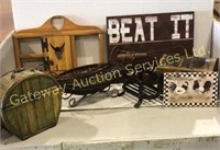 Home Decor Wooden Wall Hangings, Storage Boxes,