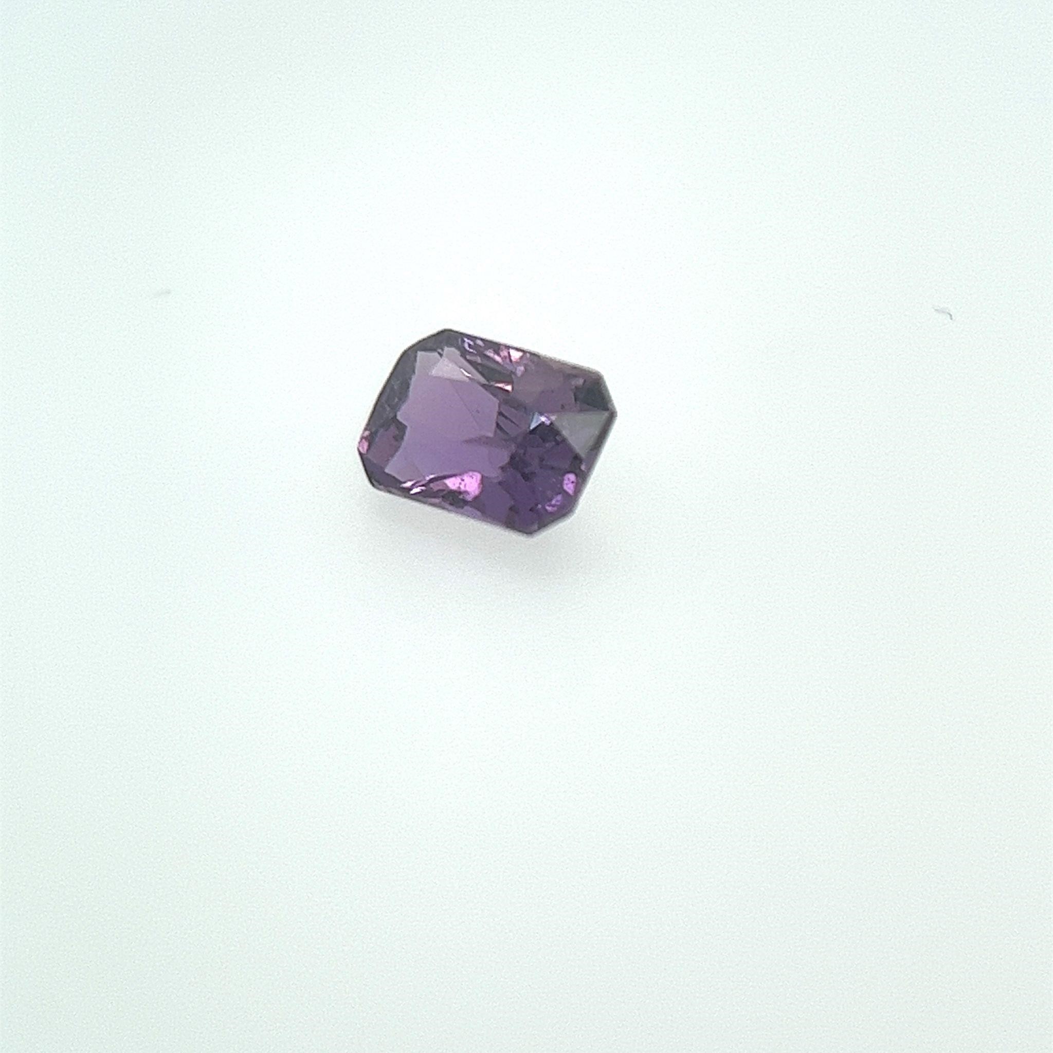 1.43 Ct Ceylon Sapphire Beautilful Gemstone