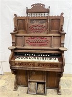 Antique Pump Organ - Video!