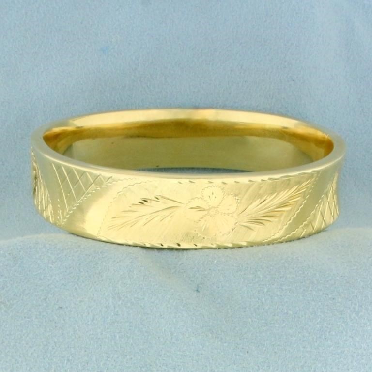 Flower Design Bangle Bracelet in 14K Yellow Gold