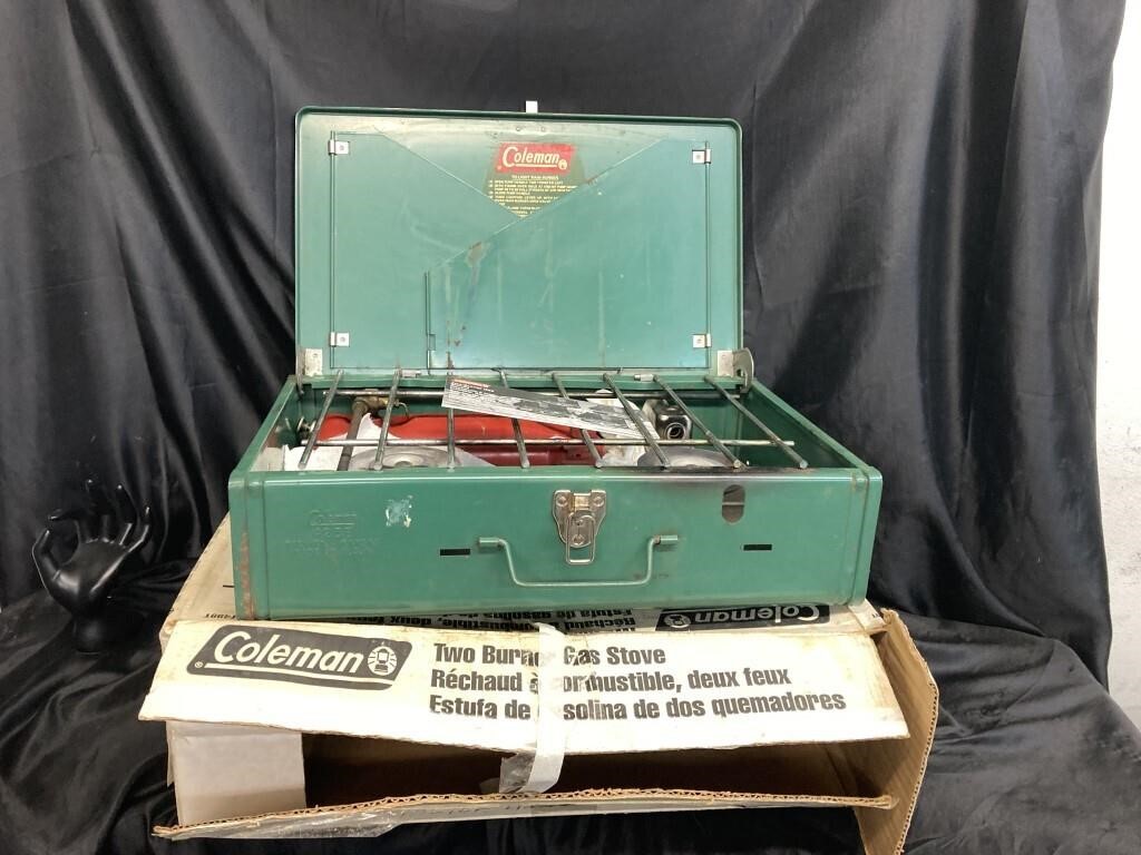 COLEMAN TWO BURNER GAS CAMP STOVE