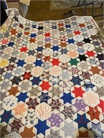 6 point star quilt  excellent condition