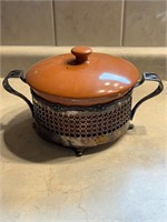Guernsey Pot with holder