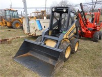 New Holland L425 Skid Loader