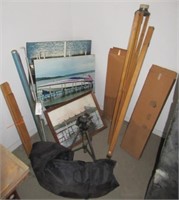 Marine pictures, easel, projection screen, vacuum
