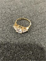 10K YELLOW GOLD WITH THREE CZ STONES