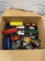 N Scale Model Railroading, Train Cars & track