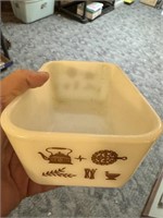 Pyrex "Early American" Small Loaf
