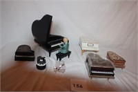 7 PIANO MUSIC BOXES & FIGURINES BOX LOT