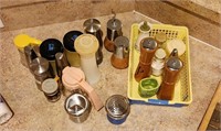 Vintage Salt/Pepper Mixed Lot