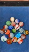 20 vintage marbles mint condition 19/32” -3/4”