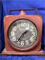 Red Metal Antiquite de Paris Battery Clock