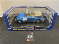 New Revell Die Cast Volkswagon Convertible