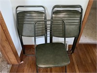4 Folding chairs