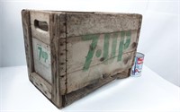 Caisse ancienne en bois 7up, 13"×17"×12" -