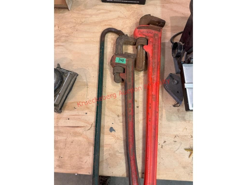 24" Pipe master & 36" Rigid Pipe Wrenches &