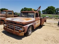 LL- 1966 CHEVY TOW TRUCK