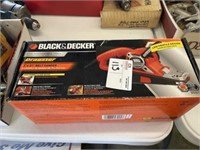 B&D Belt Sander w/Belts