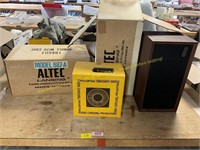 Kodak carousel projector and Altec speakers
