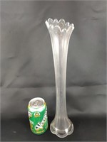 15 in TALL CLEAR SWUNG VASE