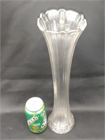15 in TALL VINTAGE CLEAR SWUNG VASE