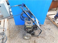 6.6hp Champion pressure washer -