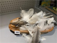 WOODEN TRAY, FEATHERS