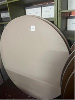 Round folding tables