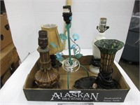 Lot of assorted small lamps untested